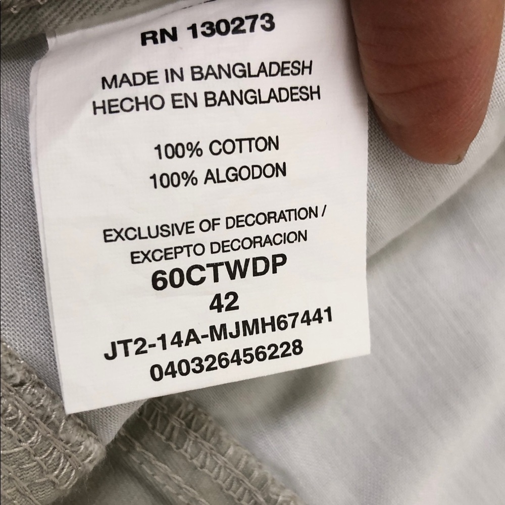 NWT Wrangler Men's Light Tan Cargo Shorts Sz 42 (M1) - Picture 5 of 6